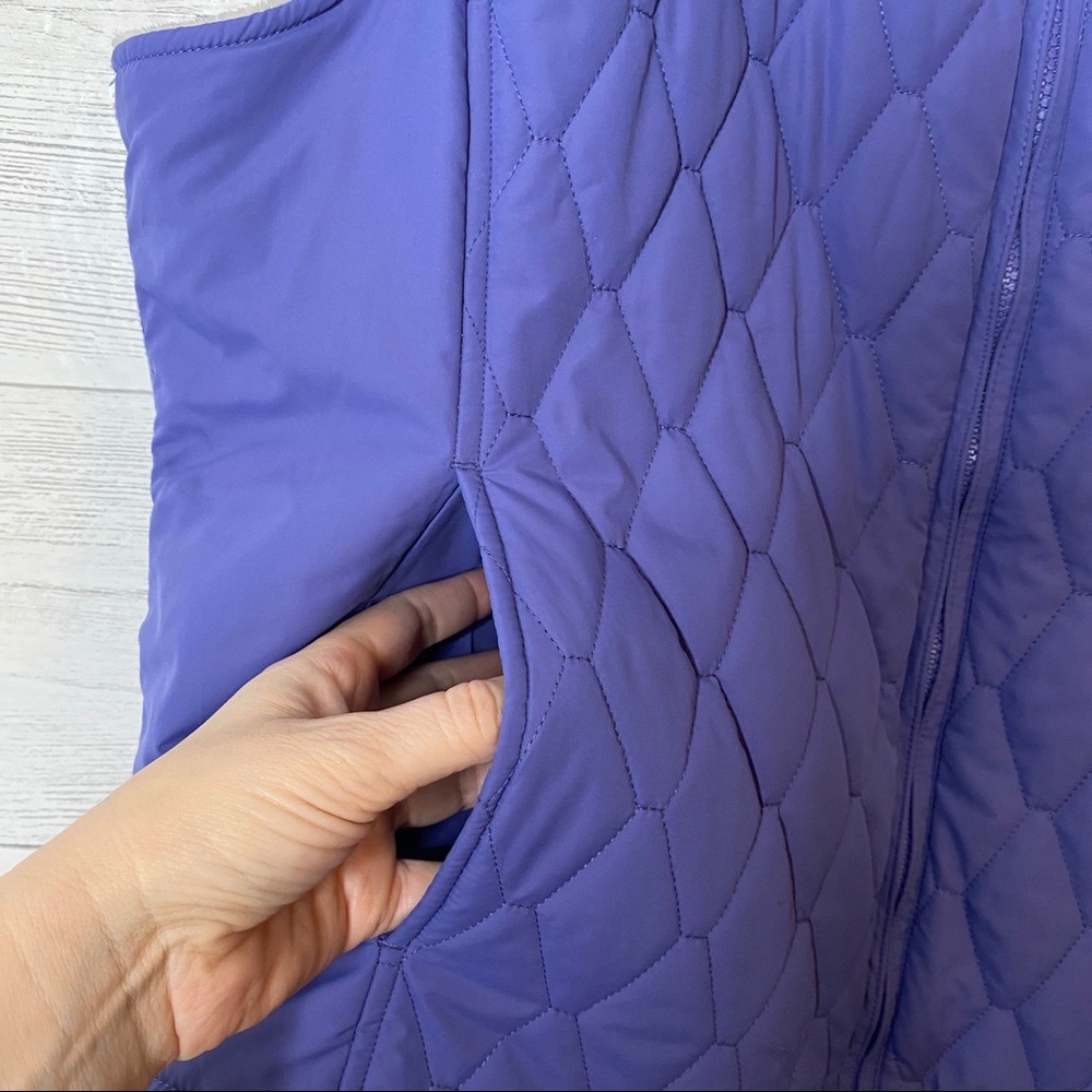 Free country reversible quilted thin puffer vest - Picture 2 of 7